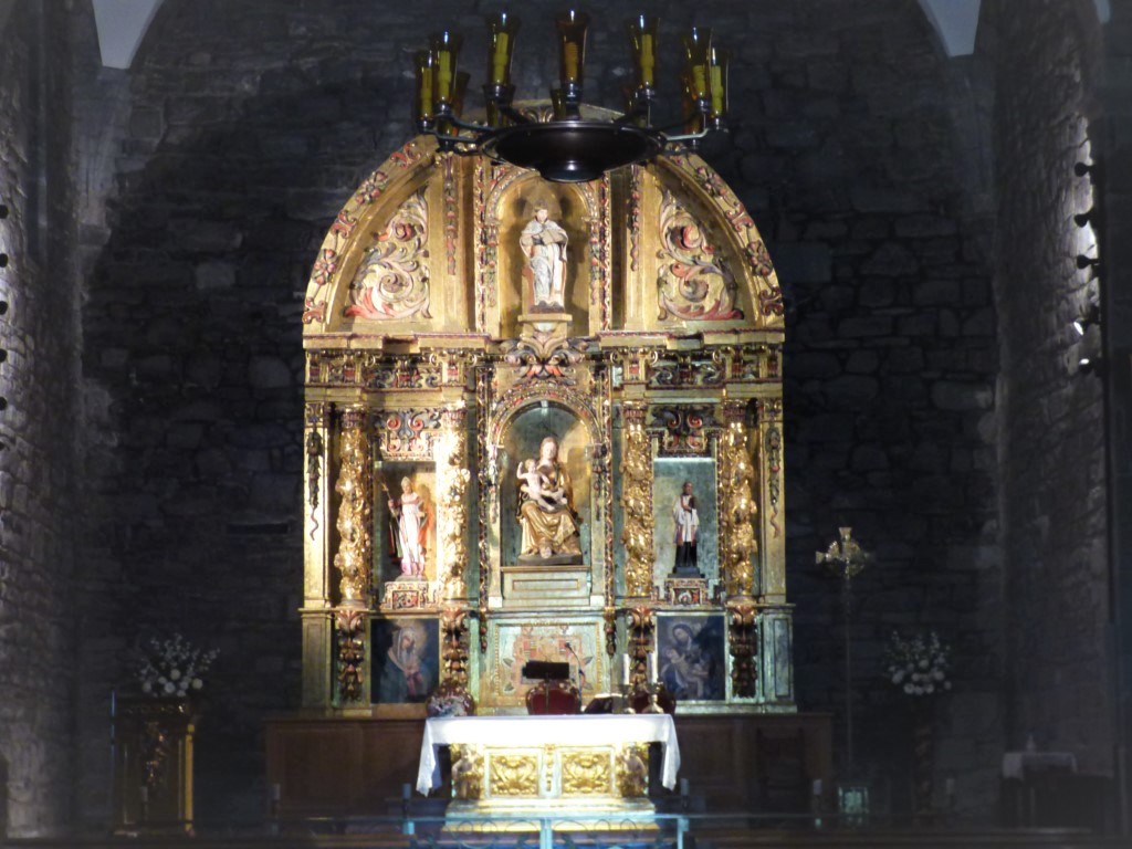 Auritz/Burguete AURITZ/BURGUETE. Iglesia de San Nicolás de Bari