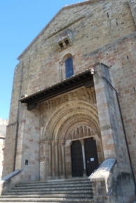 Leyre / Leire. Yesa. Monasterio de San Salvador de Leyre. Porta Speciosa.