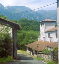 Inza / Intza ARAITZ. Iglesia de Santiago apóstol. 9