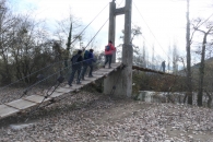 Murillo de Lónguida <> Murelu-Longida. Puente colgante sobre el río Irati.
