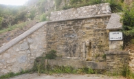 Urdániz / Urdaitz ESTERIBAR. Fuente y abrevadero.